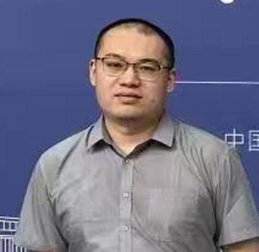 魏靖伦